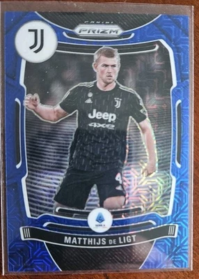 MATTHIJS DE LIGT 2021-22 PANINI CHRONICLES PRIZM SERIE A BLUE MOJO PRIZM #6/16  - Image 1 of 2
