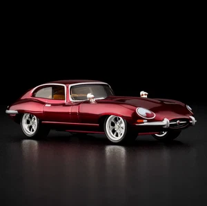 Hot Wheels Collectors RLC Exclusive 1964 Jaguar E-Type (JCP68) - Picture 1 of 6