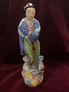 Chinese antique Porcelain Pottery Figurine Marked 9 1/2” - Bild 1 von 6