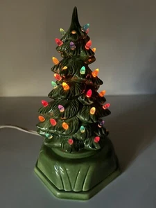 Vintage Holland Mold Ceramic Christmas Tree 6 Inch Plus Base Lights Cord - Picture 1 of 14