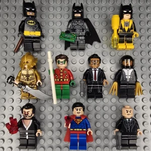 Lego DC Super Heroes Minifigures Lot and Accessories - Picture 1 of 1