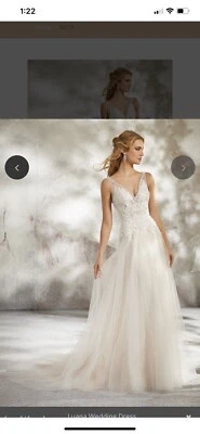 mori lee wedding dress 8277 - Image 1 of 4