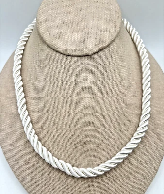 Collar de cordón HEIDI DAUS "Elegant Essentials" potenciador de pasador 18" - blanco - nuevo en caja Foto 1 de 4