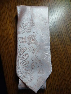 Vesuvio Napoli Men's Peach Paisley Tie - Image 1 of 4