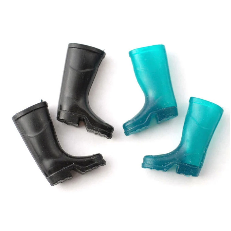 DOLLS HOUSE EMPORIUM Dolls House D1043 Stivali di gomma (2 paia) in gomma 1:12 per casa delle bambole