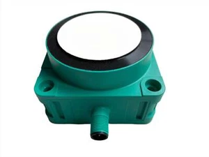Pepperl+Fuchs Ultrasonic Sensor UB6000-F42-I-V15 - Bild 1 von 5