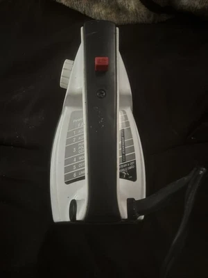 Vintage Proctor Silex Steam/dry Iron Long Cord model I1321 fast heat up 1000W - Image 1 of 4