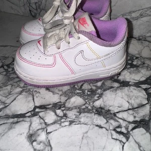 Nike 6C Force 1 Sneakers White Glow Contrast Stitching Girls Toddler - Picture 1 of 6