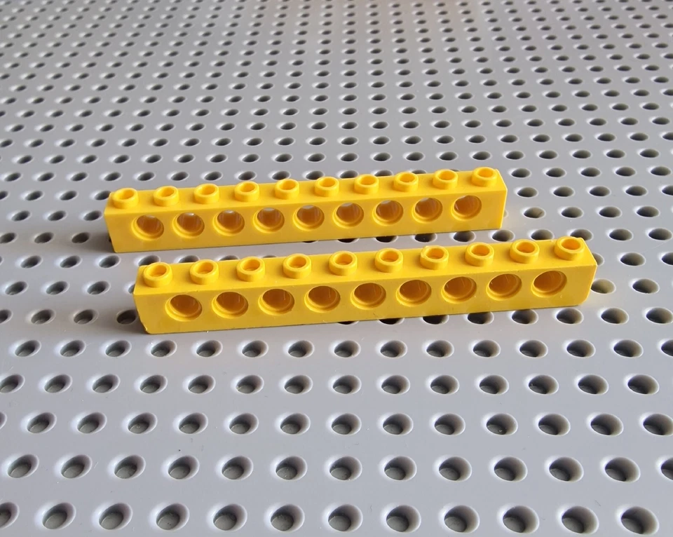 LEGO Technic Lochbalken Lochstein 1x10 Gelb 2 Stk Yellow Technic Brick 2730 A053 - Bild 1 von 1