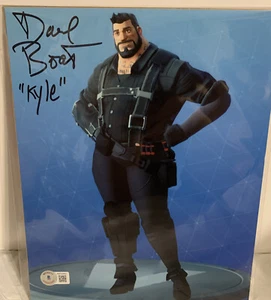 BAM Gamer Box Fortnite DAVID BOAT handsigniertes BAS BECKETT 8X10 Foto Kyle Voice - Bild 1 von 4