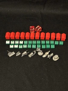 Vintage Monopoly Spielbrett Ersatzteile mit Häusern Hotels Würfel - Bild 1 von 3