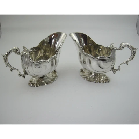 Pair Late Victorian Georgian Style Sterling Silver Sauce Boats Cover