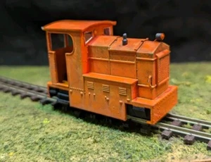 Carrocería locomotora calibre estrecho OO9 009 AW 12 incluye chasis KATO 11-109 - Imagen 1 de 9