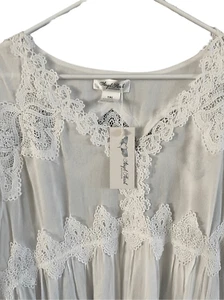 Angel Heart Boutique Women White Solid Lace V-Neck Peplum Tunic Top Size 1XL NWT - Picture 1 of 15