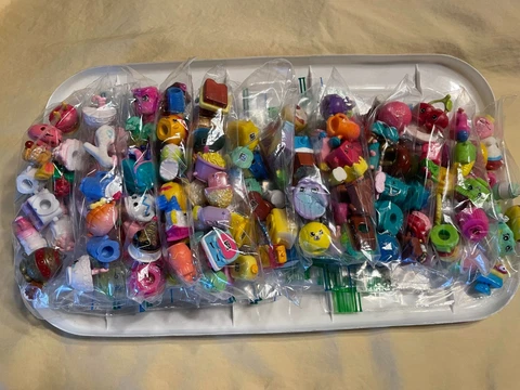 Shopkins Season 1 2 3 4 5 6 8 9 Holiday Etc Single Loose Figure U PICK FROM LIST Cover