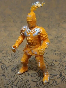 Estatuilla o figura de acción de caballero naranja para niños - años 60 o 70 ஔ - Imagen 1 de 8