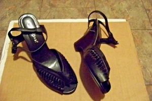 womens monroe & main black open toe cut fanned wedge heels shoes size 6 1/2 w - Picture 1 of 1