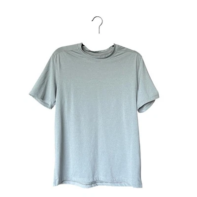 Camiseta de rendimiento gris Burton para hombre pequeña ropa deportiva al aire libre Foto 1 de 4