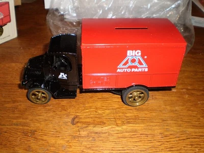 Ertl, 1:38, 1926 Mack Delivery Truck Bank, Big A - Image 1 of 4