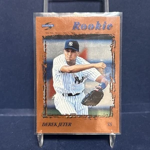 Derek Jeter 1996 Score #106 Yankees Rookie Dugout Collection Parallel - Picture 1 of 2