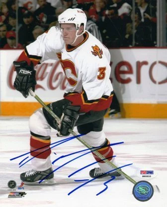 Dion Phaneuf CALGARY FLAMES NHL Hockey Signed 8x10 Photo PSA/DNA COA - Image 1 of 1