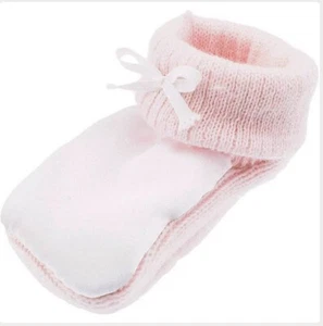 Soft Warm Newborn 0-3 months Baby Girls Knitted Pram Cot Sock Booties Satin Pink - Picture 1 of 1