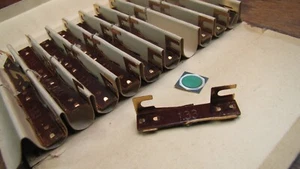 1.33 amp 2" Fuses grasshopper Pack of (20) - Picture 1 of 4