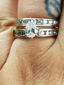 14k White Gold almost 1/2 Carat pear shape Diamond Ring 1/2 carat band Set - Picture 1 of 4
