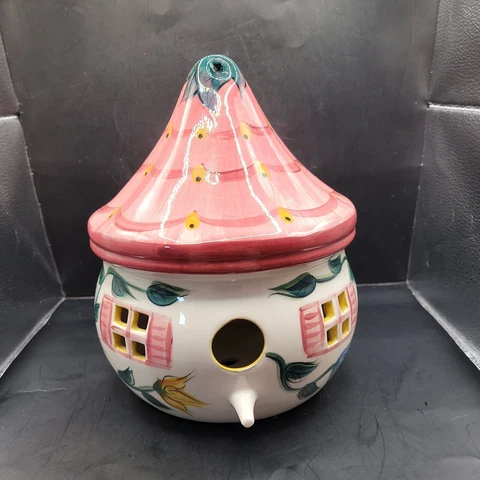 Gail Pittman Pottery Bird House 1997 Hand Painted Floral Ceramic Signed Cover