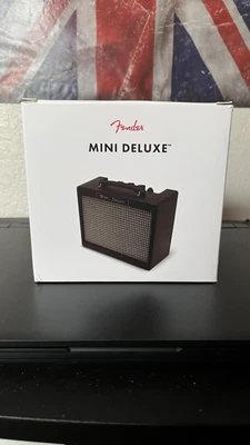 Fender MD20 Mini Deluxe 1 watt Guitar Amplifier - Image 1 of 4