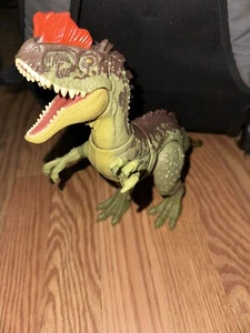 Jurassic World: Dominion Massive Action Yangchuanosaurus Figura Dinosaurio - Mate - Imagen 1 de 3