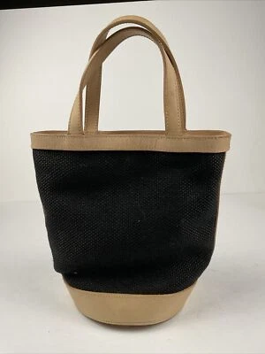 Tommy Bahama Bolso de Hombro Pequeño Cuero Negro/Beige 8x8" Foto 1 de 4