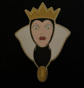 Disney Shopping Store Evil Queen Face LE 500 Jumbo Pin Snow White