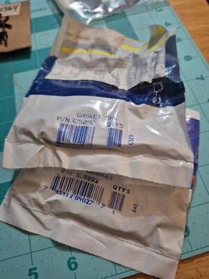 10 New In Bag BRP Johnson Evinrude Gasket 325092 - Image 1 of 3
