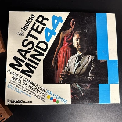 Vintige 1977 MASTER MIND 44 Board Game of Logic by Invicta - 100% Complete - VG - Image 1 of 4