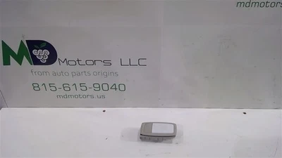 NISSAN MURANO 2015-2021 TECHO TRASERO CÚPULA LECTURA CORTESÍA LUZ LÁMPARA 264683GH0A Foto 1 de 4