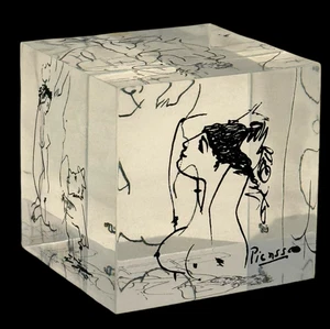 Pablo Picasso Erotic Nudes Art Black Line Drawing Modernist Lucite Paper Weight - Picture 1 of 15