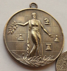 1942 Medalla de bronce de ajedrez húngaro premio por Arkanzas Budapest 40 mm/dia - Imagen 1 de 2