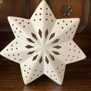 Nordic Scandi Noel Navidad Estrella Iluminada Profunda Cerámica 6.5 X 6.5 X 3 pulgadas Elegante - Imagen 1 de 15