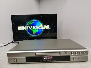 Denon DVD Player Model DVD-1720 Silver - Picture 1 of 5