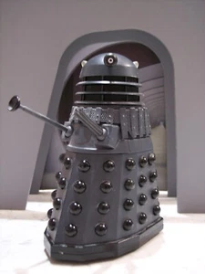 Dr Who Planet of the Daleks klassische Figur grau/schwarz 1973 3. 5,5" SFX sprechen - Bild 1 von 5