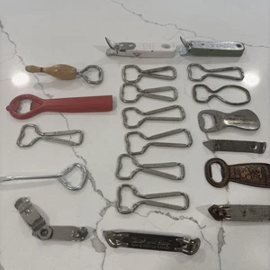 20 Vintage Flaschenöffner-Cola-Cola Riese-Falstaff-Griesedieck-Allen Brau - Bild 1 von 18