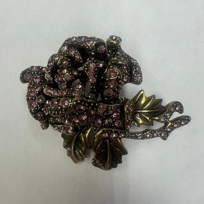 Broche prendedor floral grande de cristal Heidi Daus "Cama de rosas" Foto 1 de 4