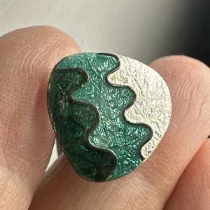 Unique Silver Toned Green Guilloche Enamel Tie Tack - Picture 1 of 6