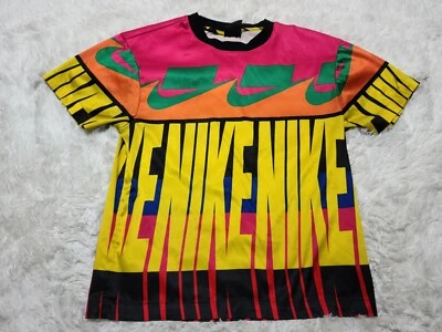 Camisa Nike Sportswear AOP Neón Logo Estampado XS Multicolor Poli/Spandex Geométrica Foto 1 de 4