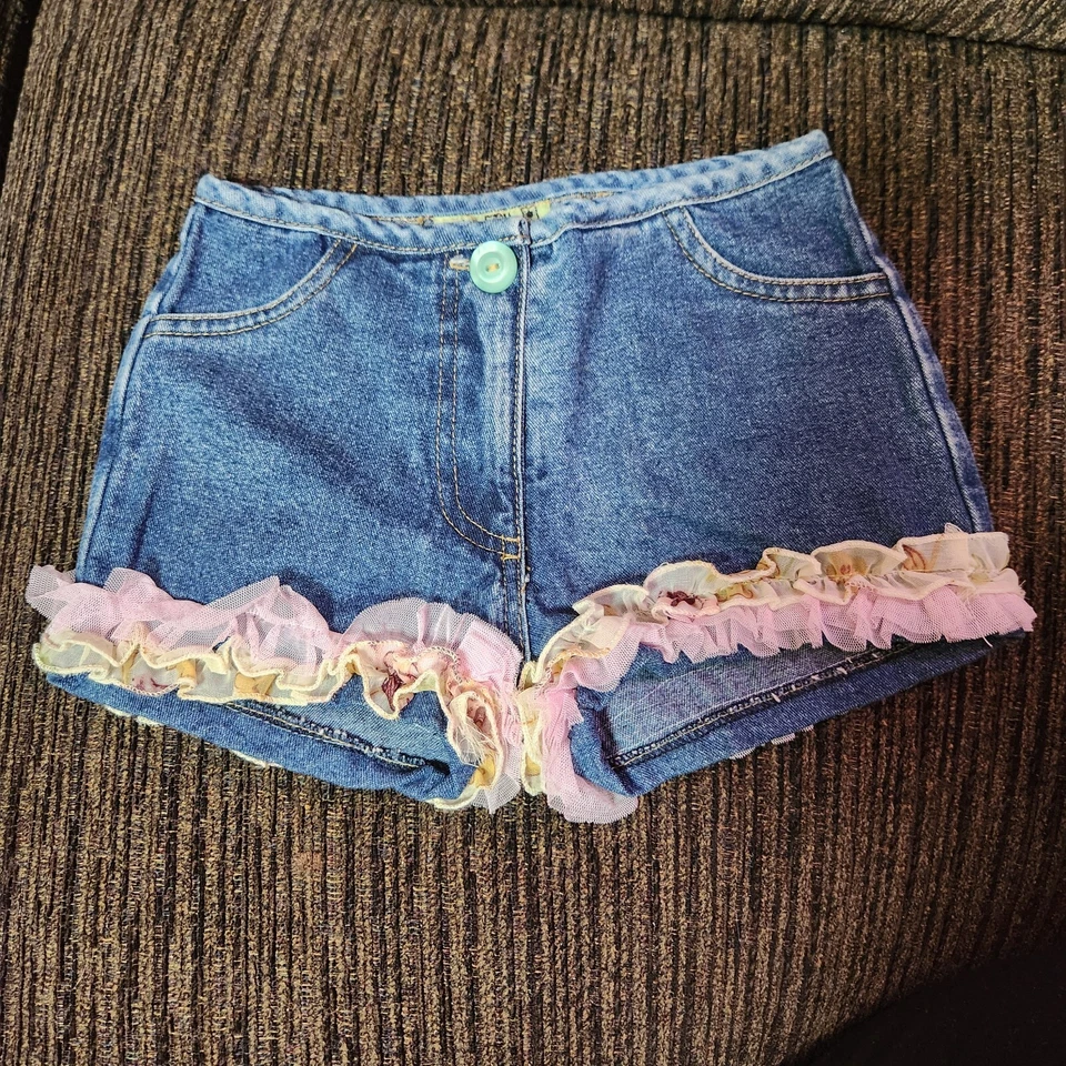 Shorts jeans Little Mass tamanho 4 4x BOHEMIAN RHAPSODY azul rosa - Imagem 1 de 4