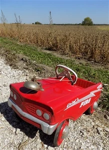 Murray Fire Chief Pedal Fire Truck, Retro Childs Ride On Toy, Vintage Pedal Car, - Picture 1 of 10