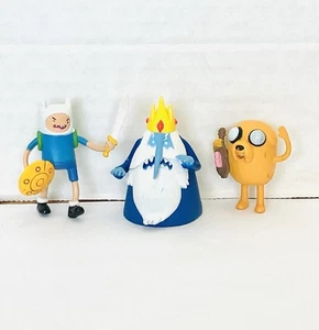 Adventure Time Vinyl Mini Figuren Lot (3) Jake Finn Ice Cartoon Network Lesen - Bild 1 von 10