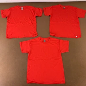 Lot of 3 Gildan Heavy Cotton Youth Small Red Short Sleeve Crew Neck T-Shirt New - Picture 1 of 8