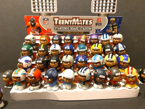 *NEW* NFL Silver Series 9 1" Football Collectible Toy Figures (You Choose) 2020 Cover